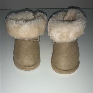 BABY GIRL TAN WARM LINED BOOTS SIZE 1-2